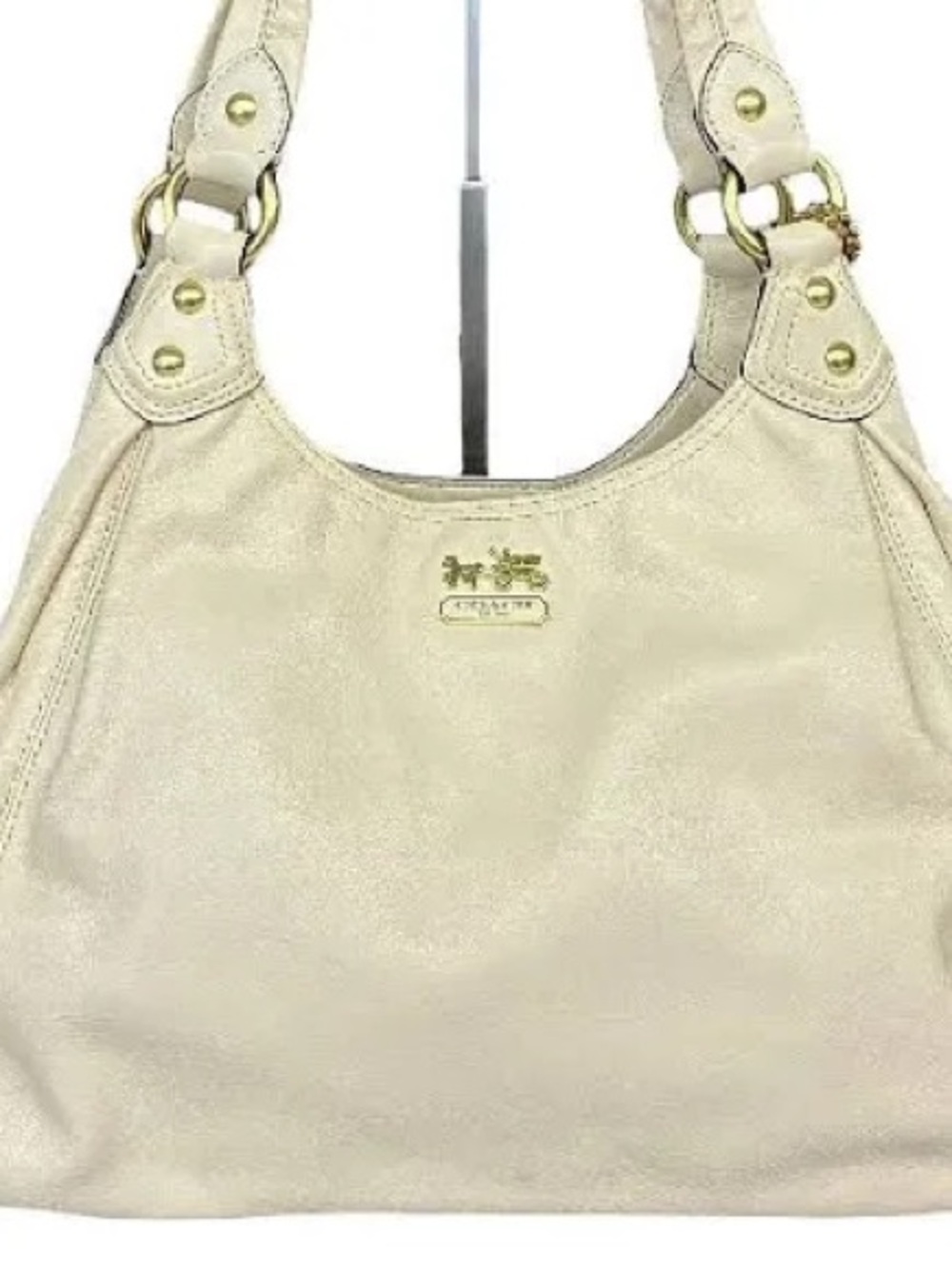 Coach Maggie Shoulder Tote in Creamy Leather Hobo Bag w/2 Hang Tags